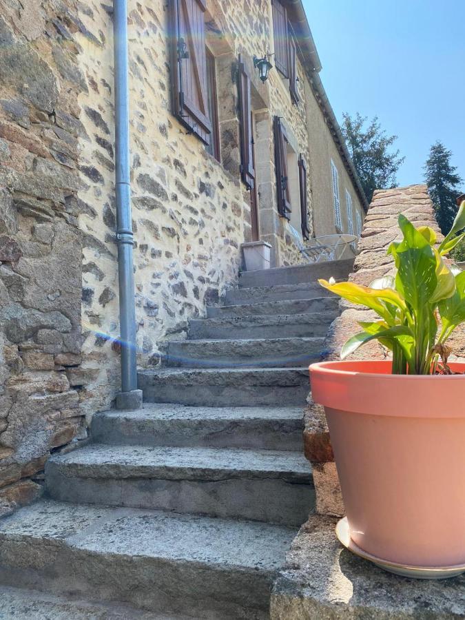Petit Cocon Au Coeur Du Morvan Montreuillon Екстериор снимка